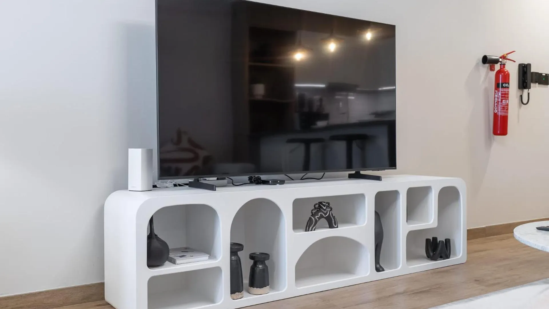 Chic Modern Studio Apartment For 2 In Jvc! Dubai United Arab Emirates