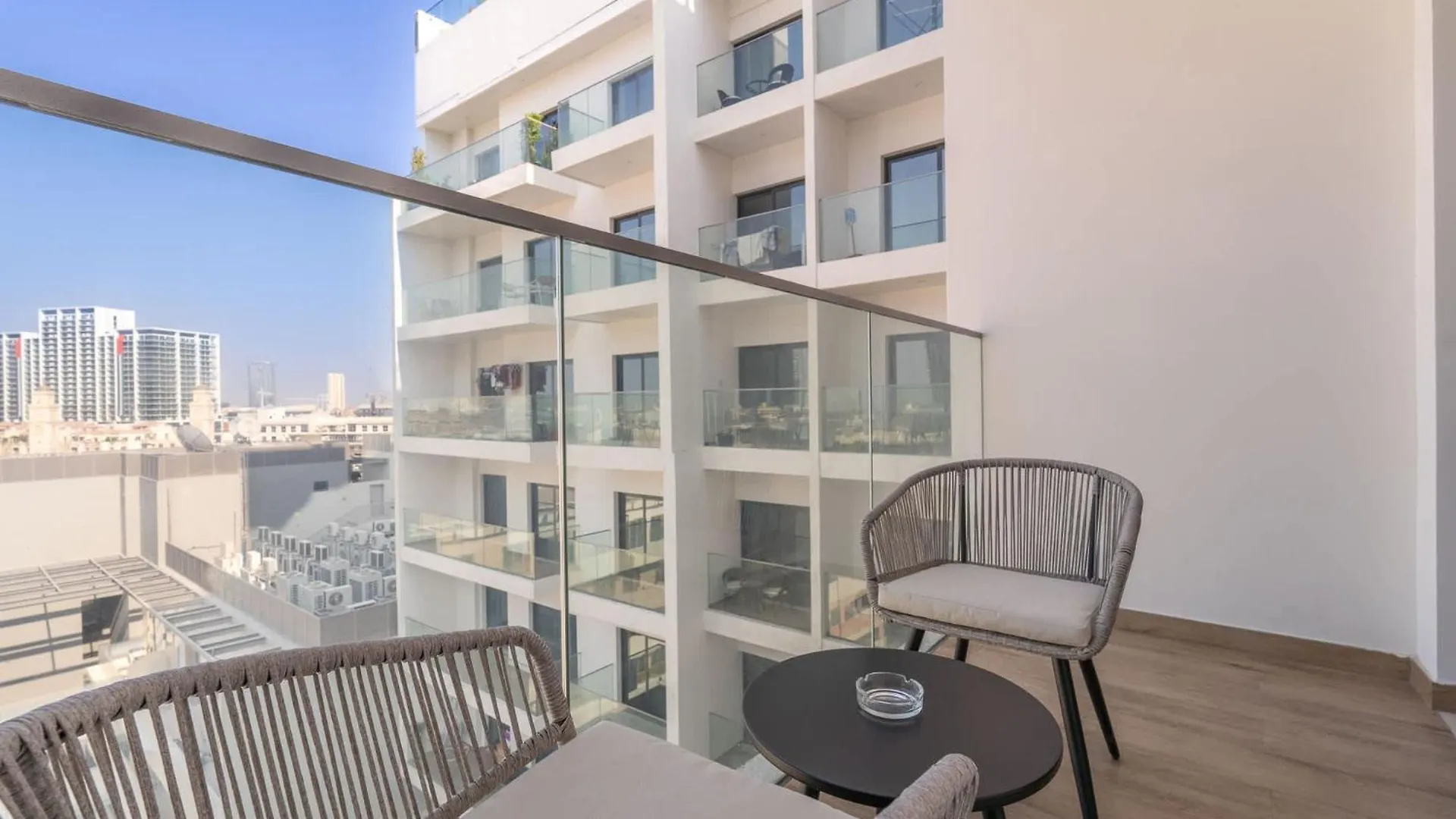Chic Modern Studio Apartment For 2 In Jvc! Dubai United Arab Emirates