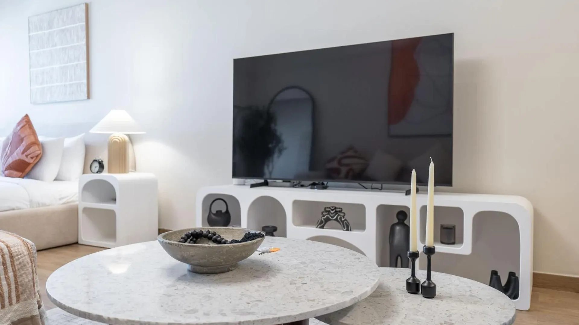 Chic Modern Studio Apartment For 2 In Jvc! Dubai