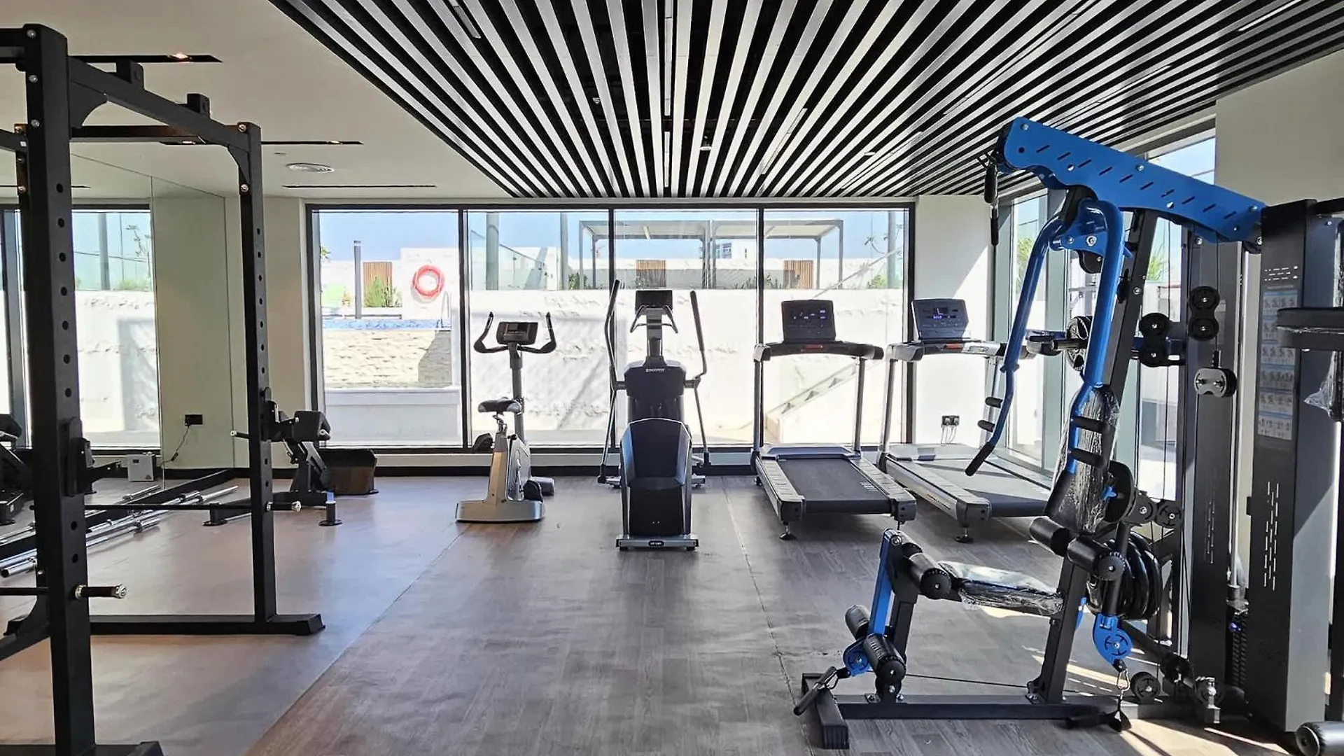 Chic Modern Studio Apartment For 2 In Jvc! Dubai
