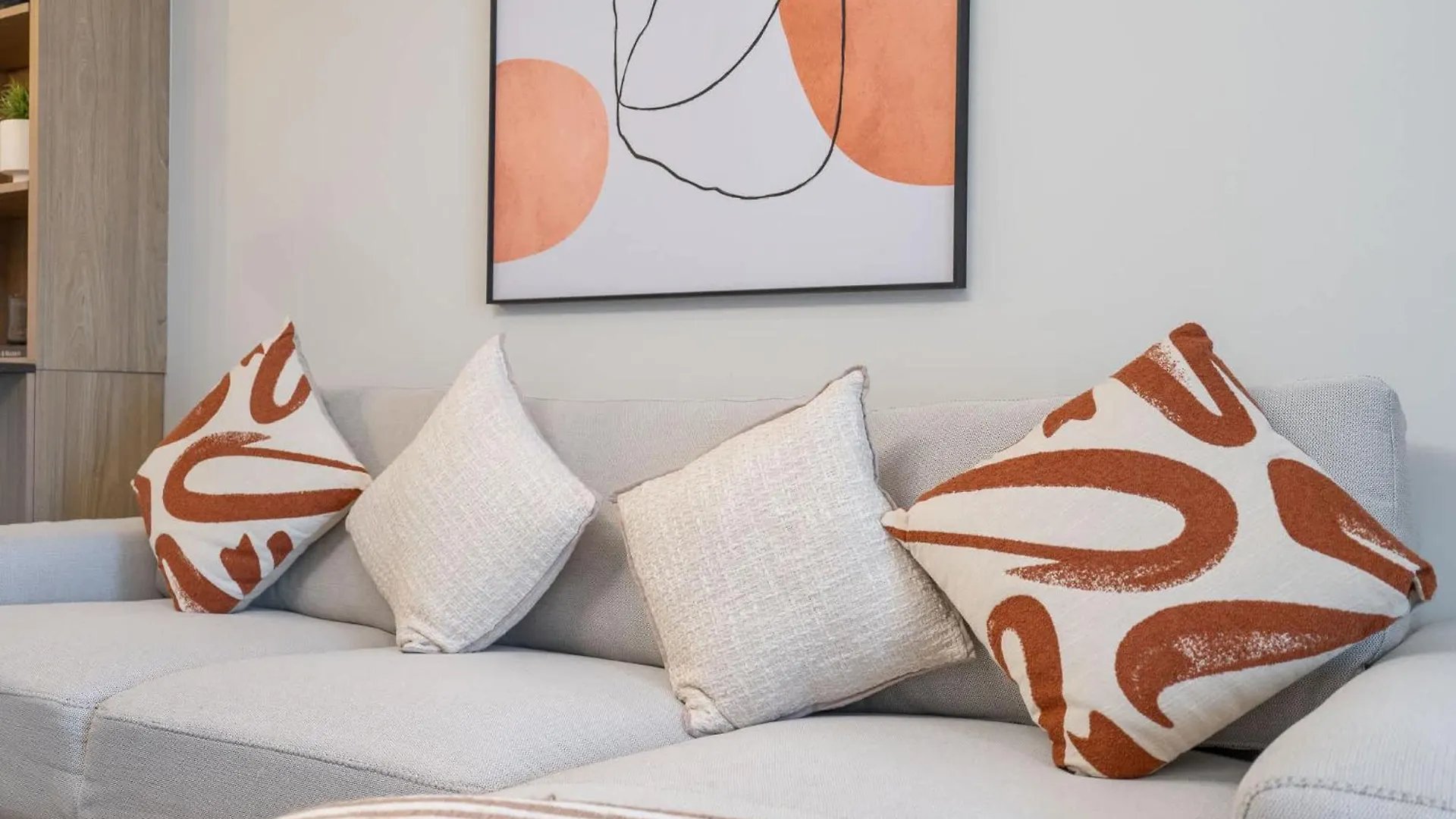 Chic Modern Studio Apartment For 2 In Jvc! Dubai