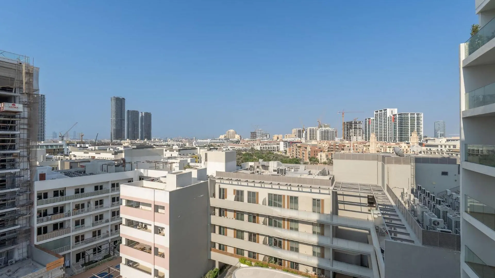 Chic Modern Studio Apartment For 2 In Jvc! Dubai United Arab Emirates