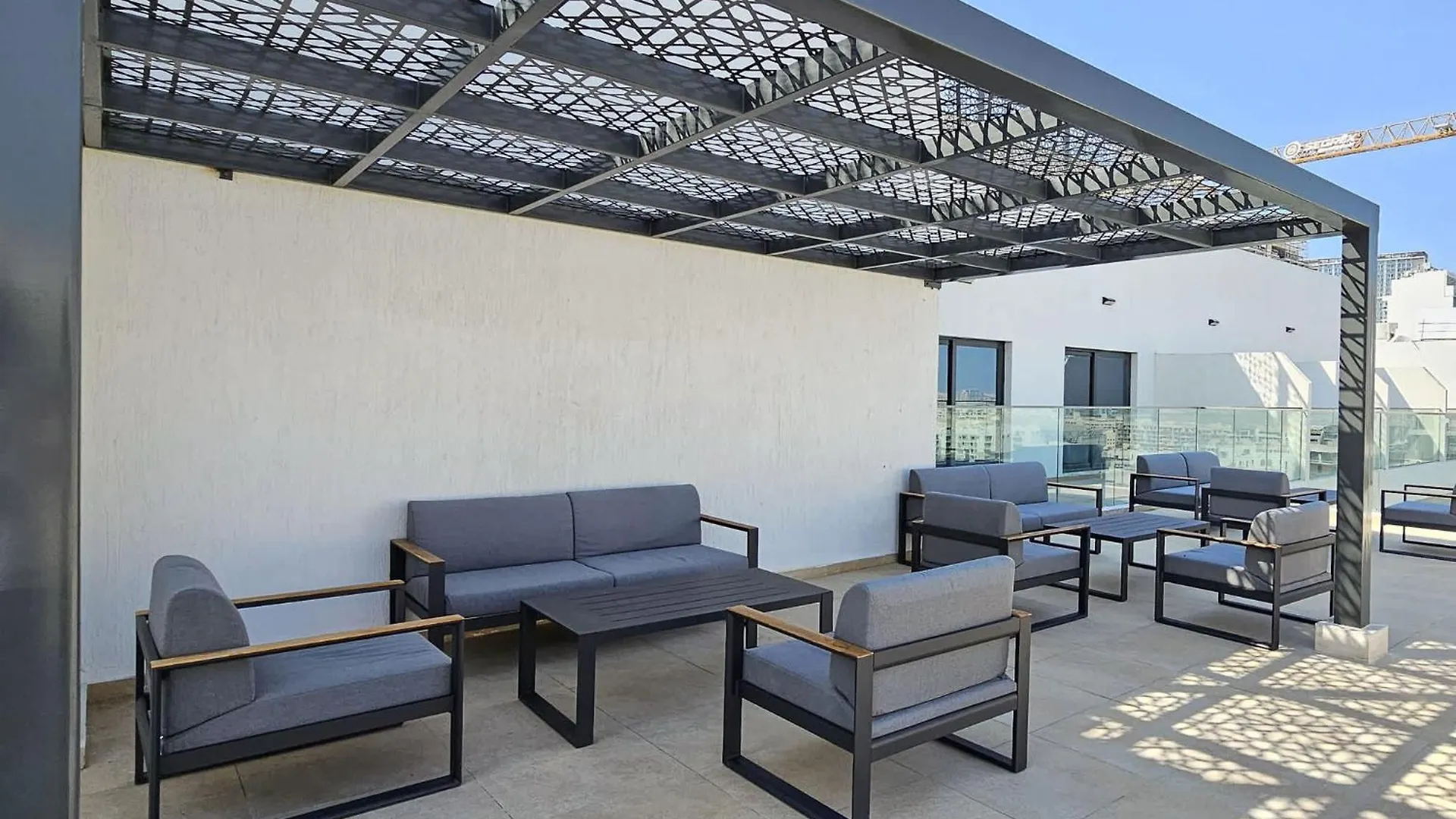 Chic Modern Studio Apartment For 2 In Jvc! Dubai