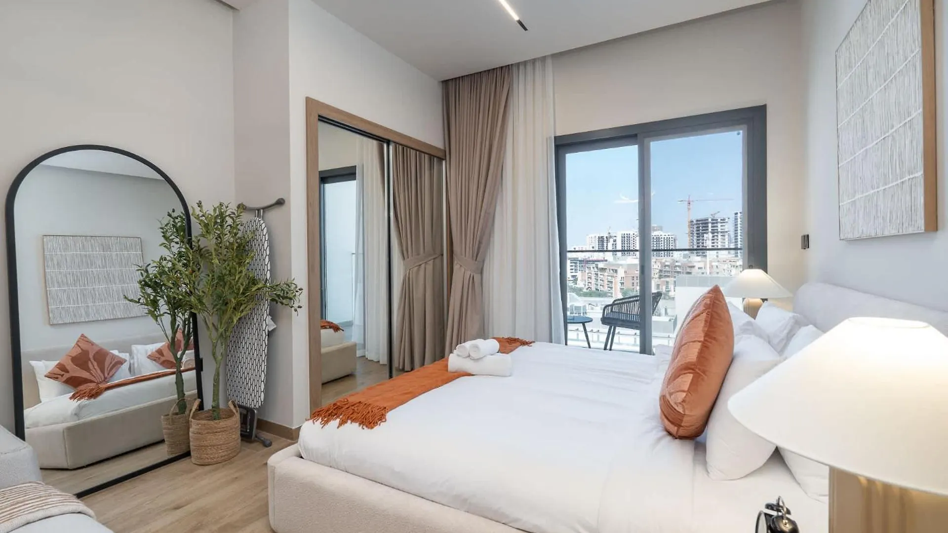 Chic Modern Studio Apartment For 2 In Jvc! Dubai 0*,